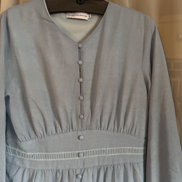 Veiled Collection long sleeve light blue maxi dress - Picture 2 of 3